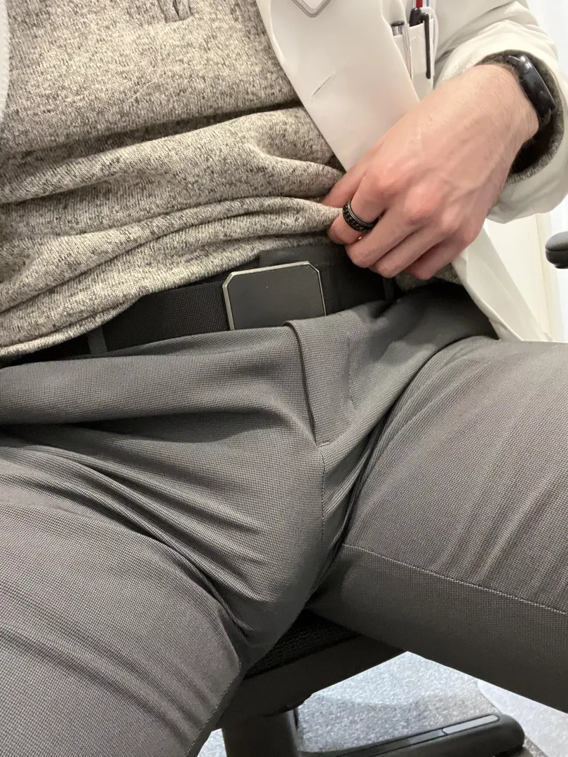 All my pants end up getting stretched out posted by thethickbrick