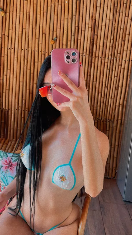 Always fun in the sun by Sophiasweetpie