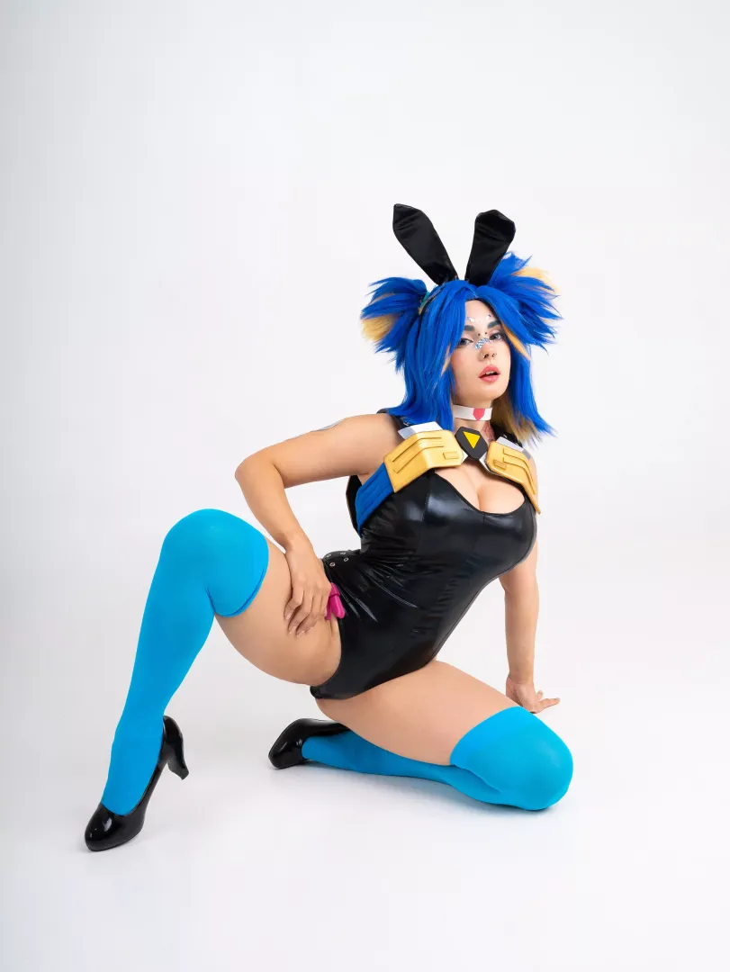 Bunny Neon from Valorant by Yukarinchuu posted by Nezumipyon