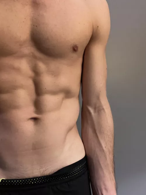 Can someone help with the shorts 😏 by sometimeinthewhen