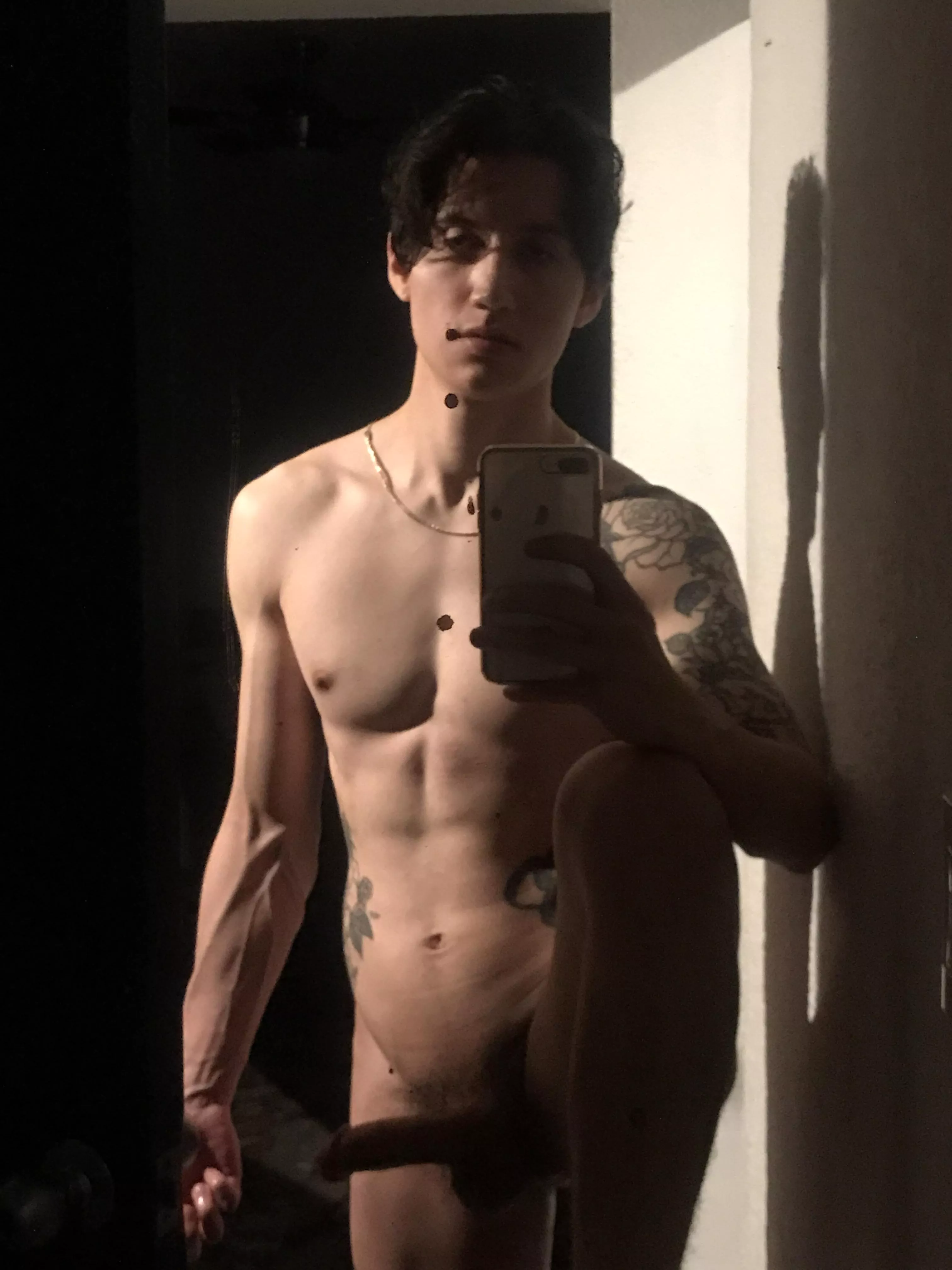 Describe (m)e in one word posted by soapillusion