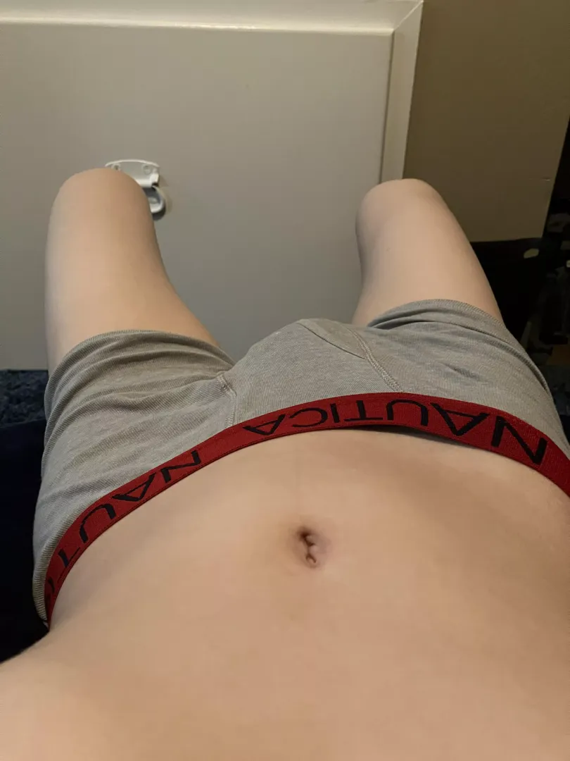 Do i have a fat tummy 😭 posted by IntrovertedGamer_X