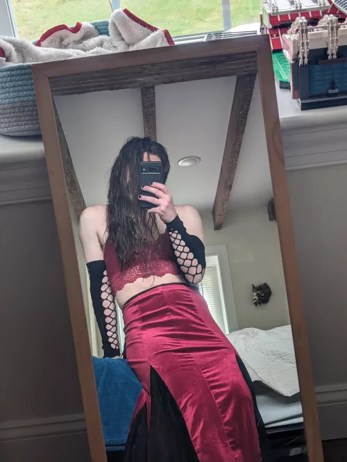 Feeling like a vampire princess today 😈 by EmoTurtle15