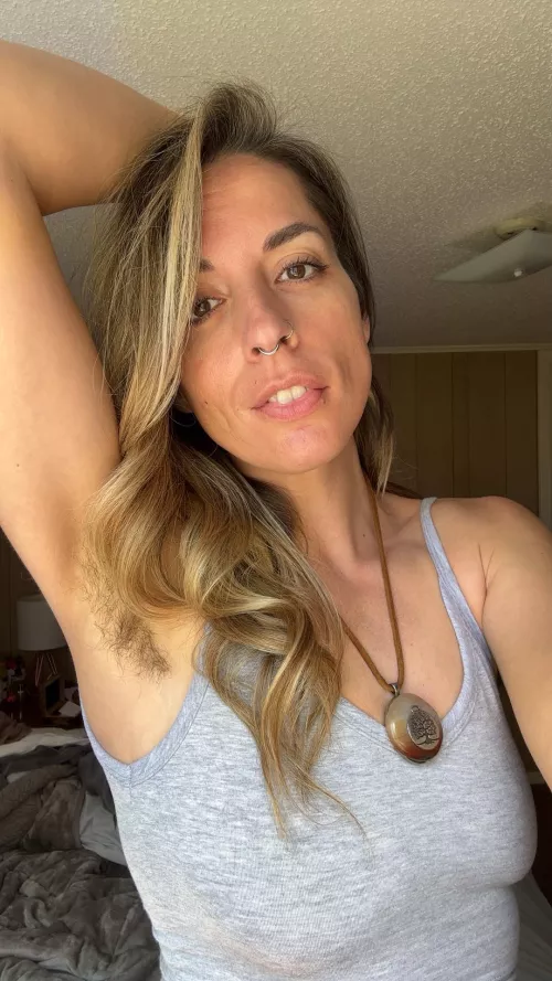 I’ll never shave again. It feels so sexy being natural  by thefruitsof_eve