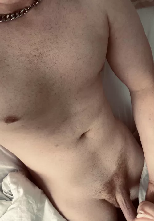 Just a young horny athlete with a kink for being catfished by bullaroind