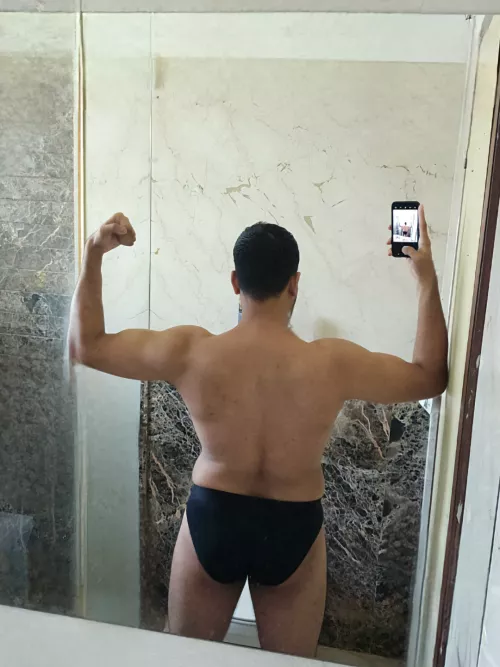 (M) first thoughts ? by TableFull3270