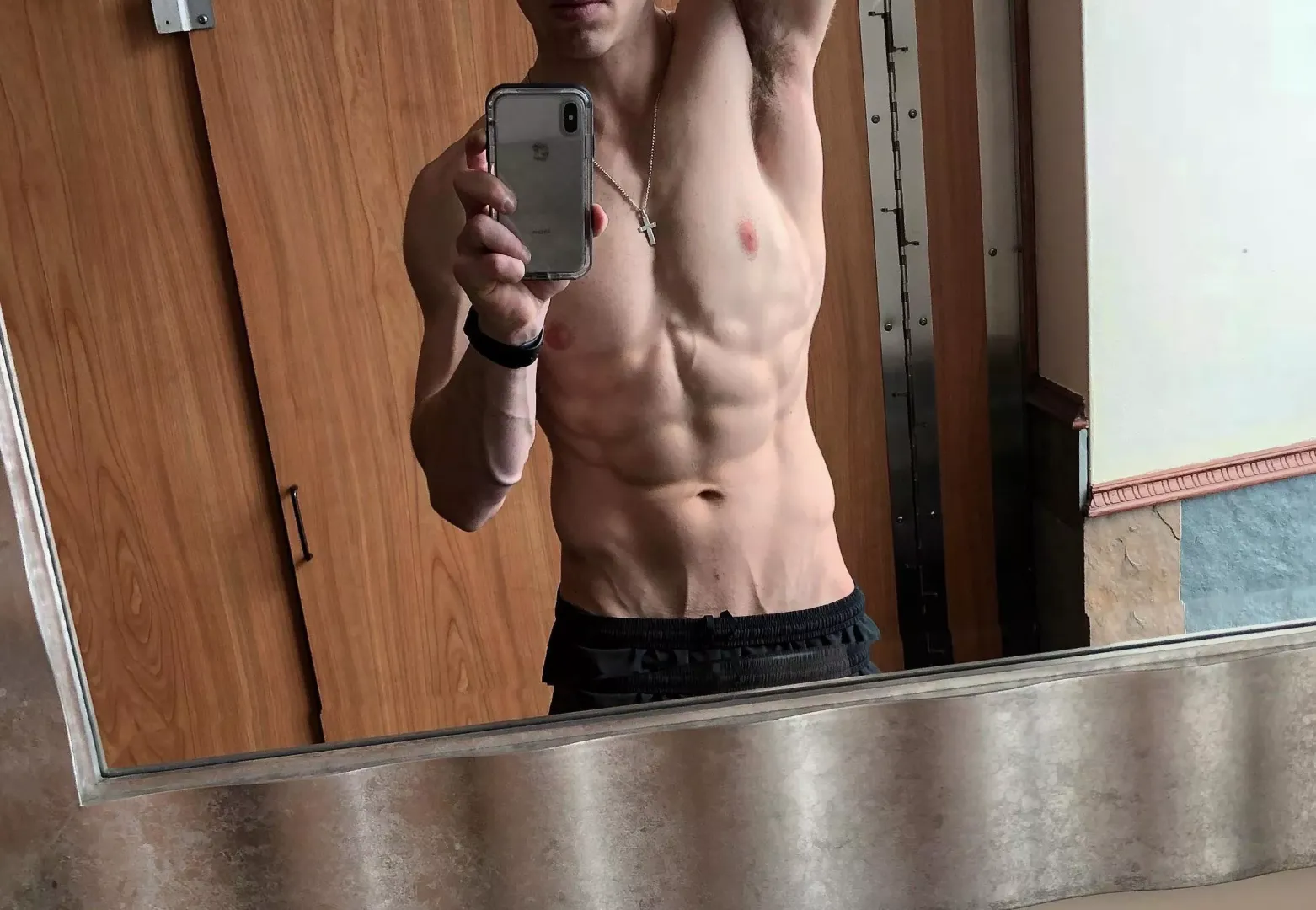 Morning lift done. Want to join [m]e next time? posted by sexystud34
