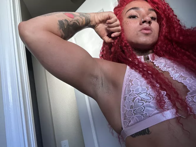 My armpits belong to your face by Alexia_Richard