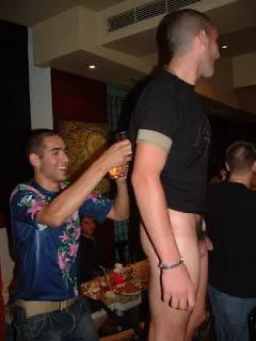 Party time by tarvind