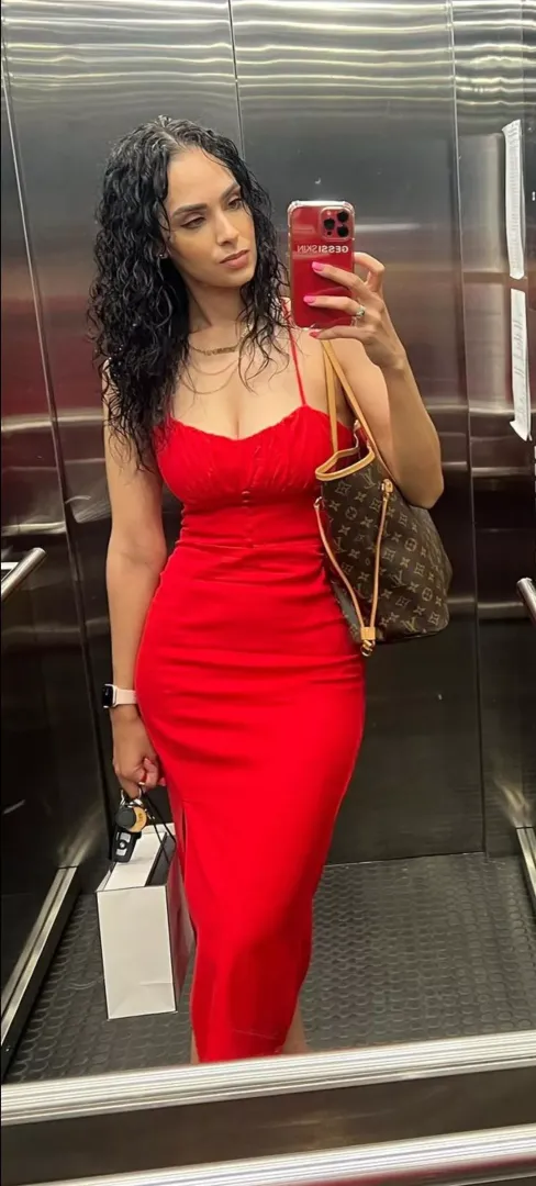Red posted by Dependent_Lie_1874