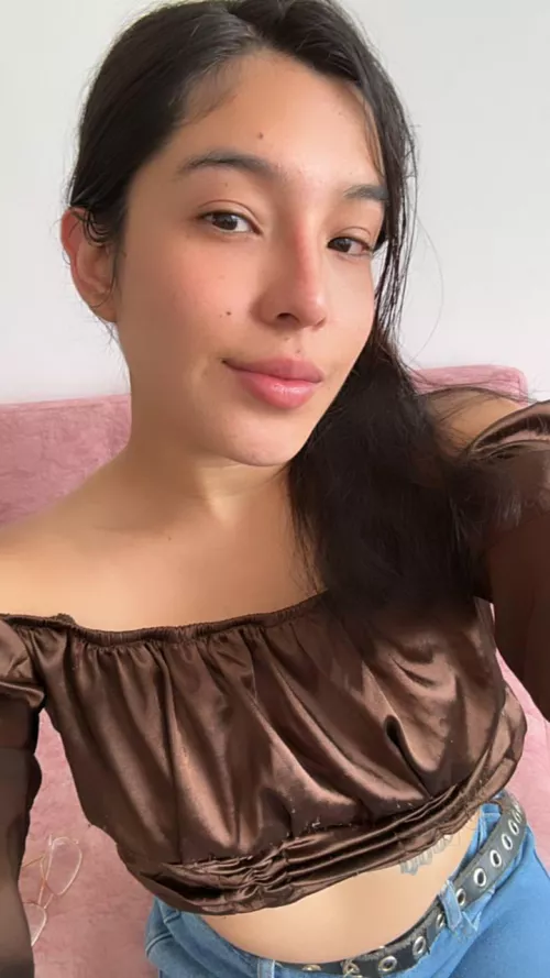 Someone made fun of me for wearing a cropped top I was so confused because I love them by Solid_Atmosphere_347