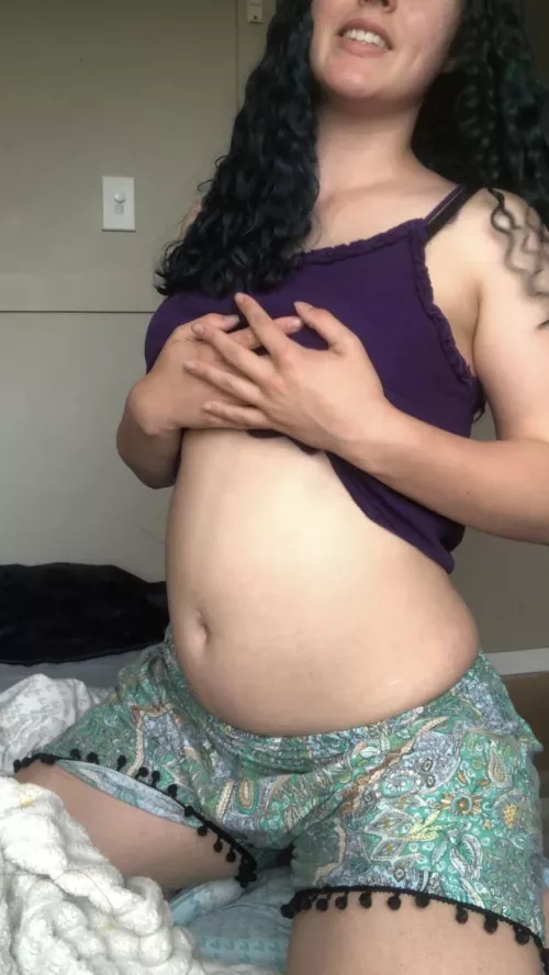 Two servings of loaded fries later and I’m looking like a ballon 😂  by lalahehex