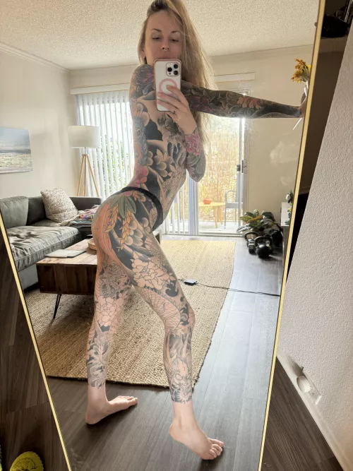 Another side shot of my full bodysuit  by kuzagirl