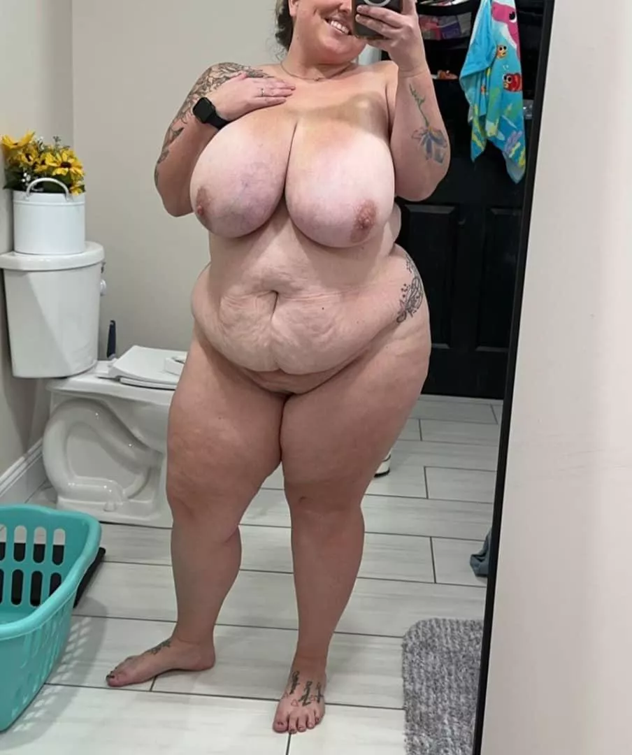 Could you guys please provide some advice on how to grab the attention of ssbbw fans ? Thank you. posted by SquareSpeed4431