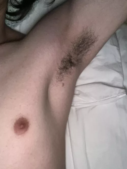 didn’t shower last night, they smell awesome by pepper_boi05