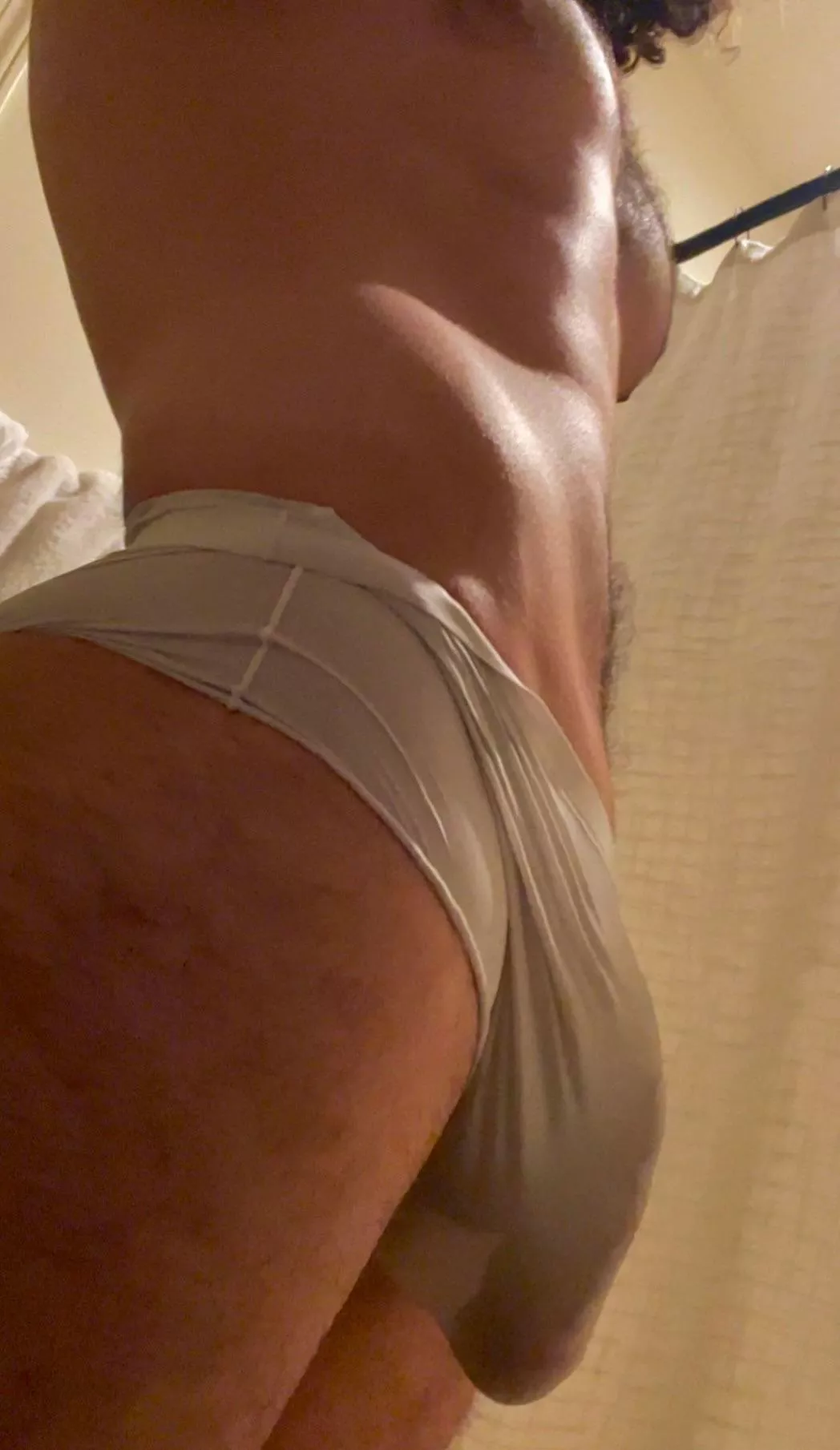 DMs open ;) posted by Radiant_Bit_6363