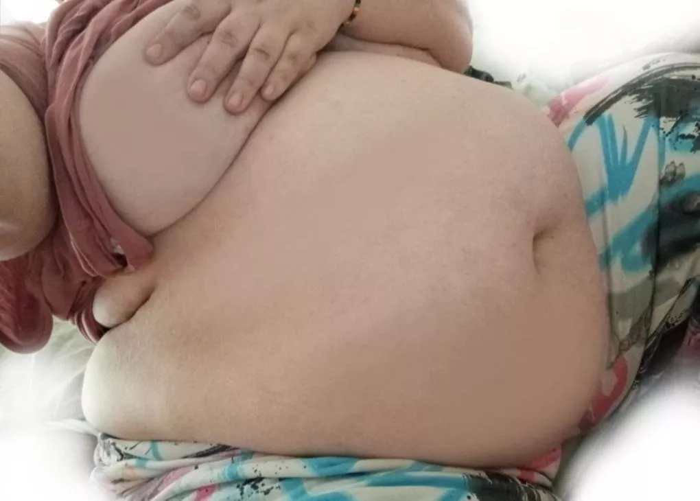 Do I look really fat? posted by CatanaFat