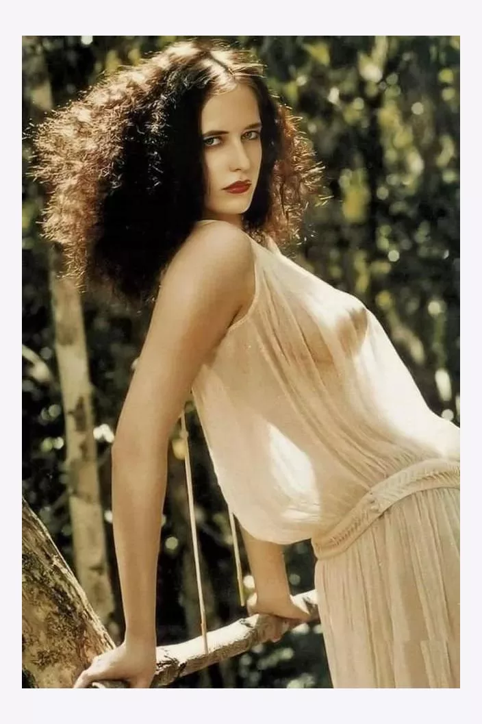 Eva Treen posted by Certain_Carry_8179