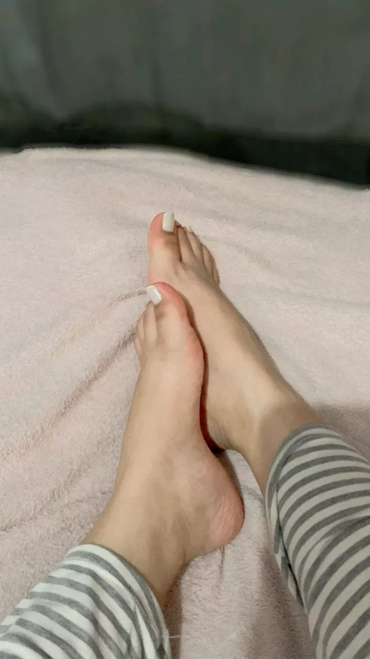 Fresh Pedi <3 posted by Creatine_Babe