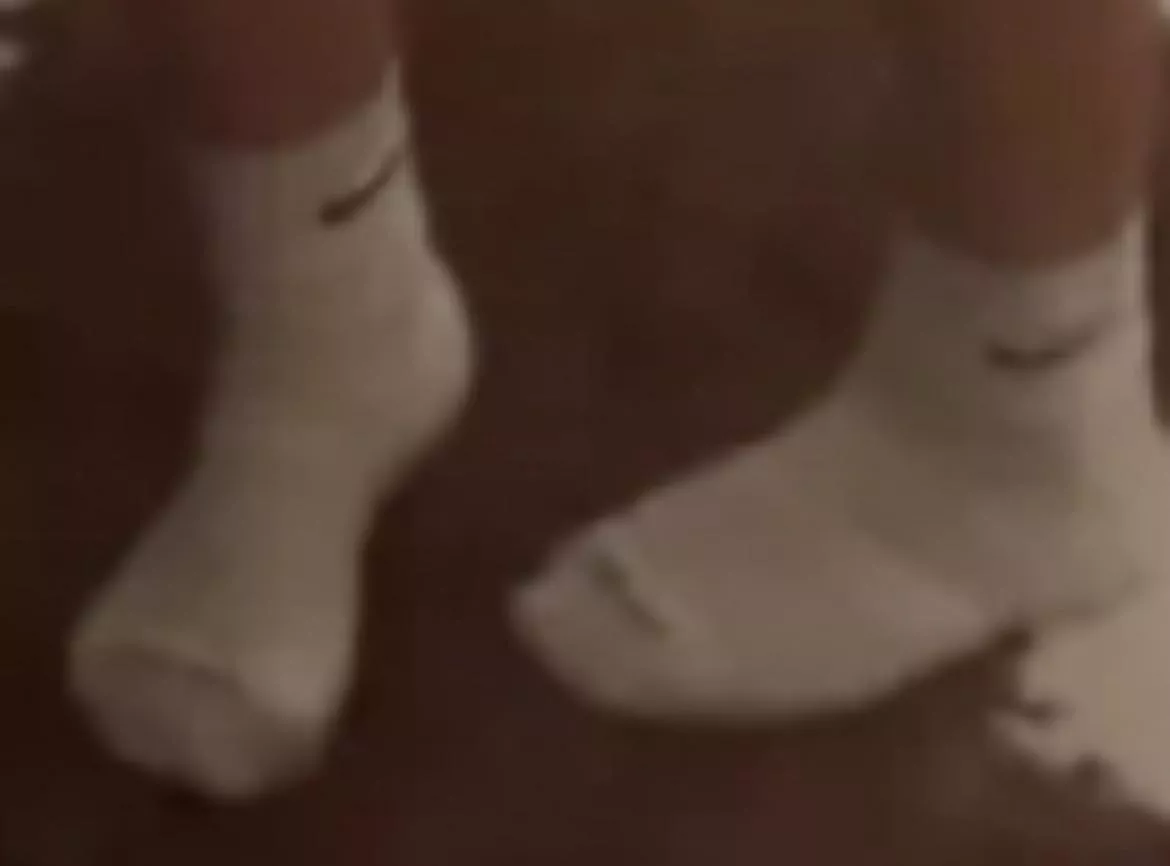 Girlfriends feet posted by No_Wear_4521