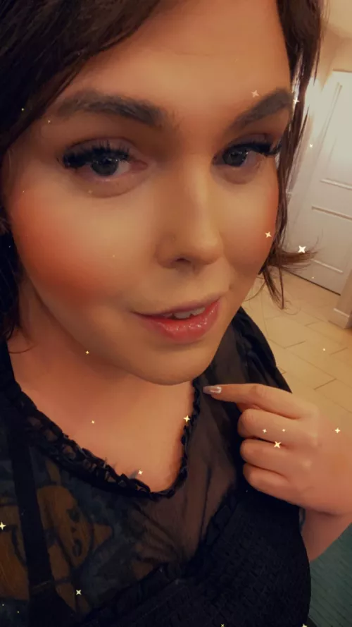 Hello❤️ by Glaceon412