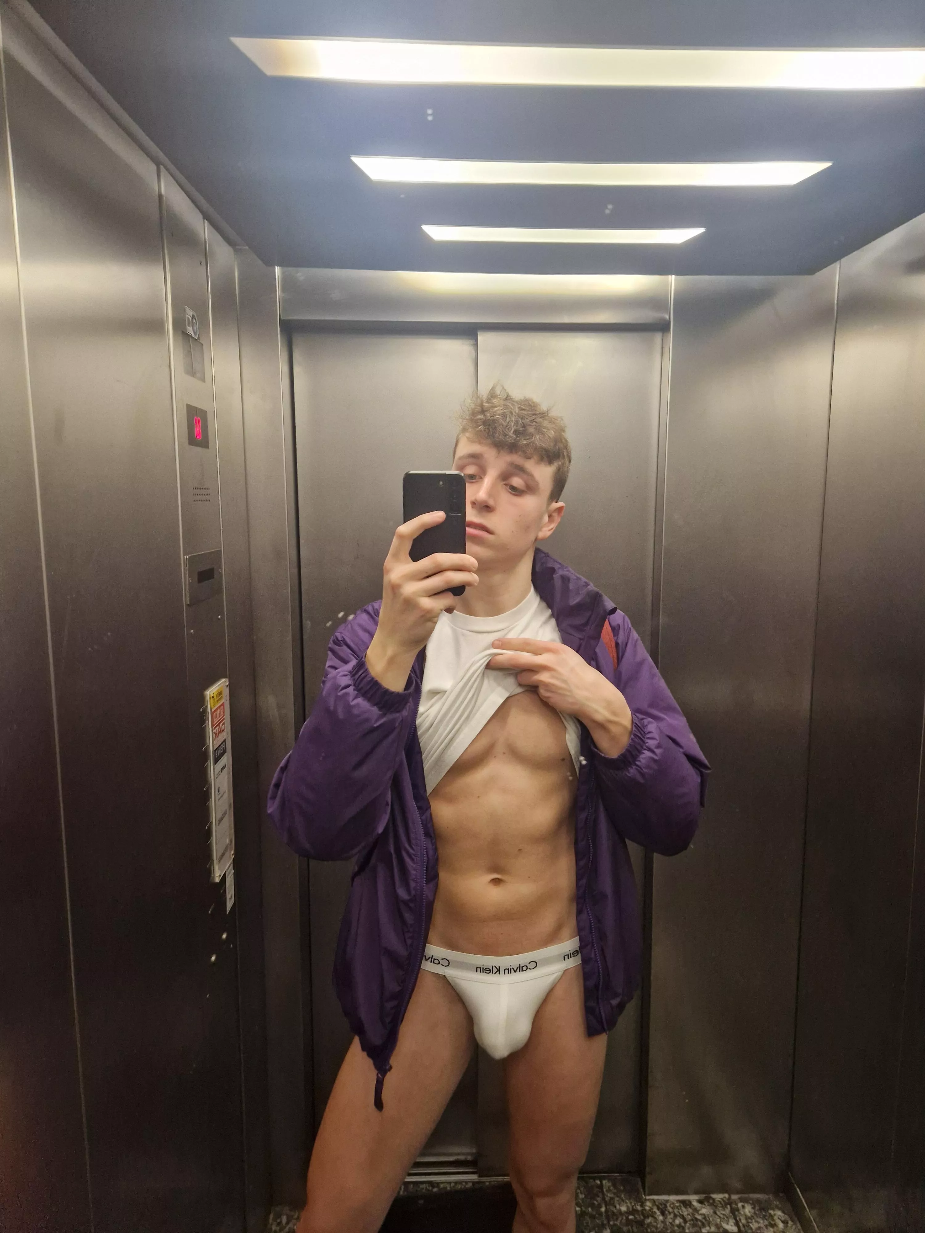 How would you react if you caught me like that?☺️ posted by iammoriz