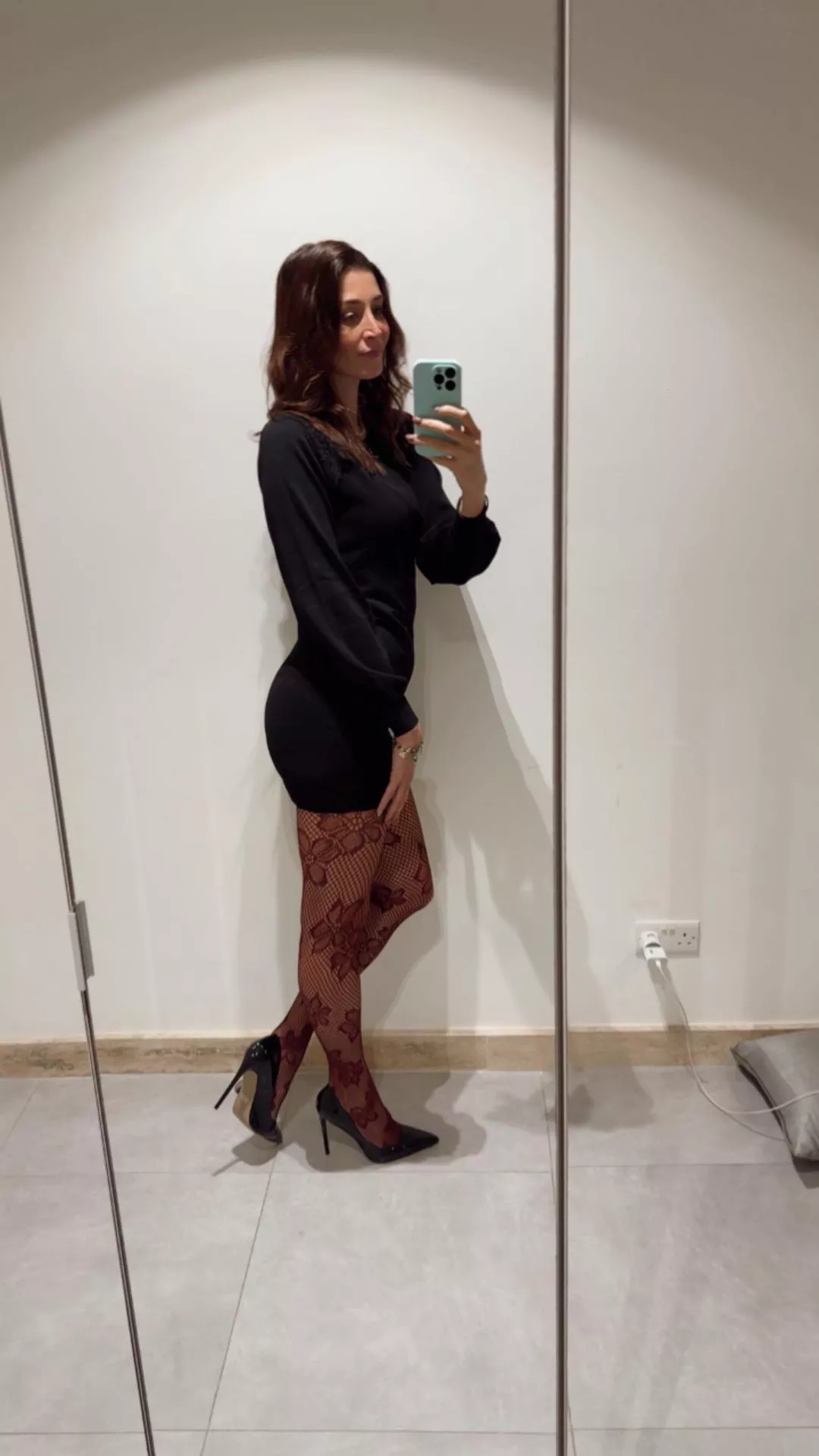 I know it's not the best shot dont hate me, it's my best ... posted by Aura_Milani_Missori