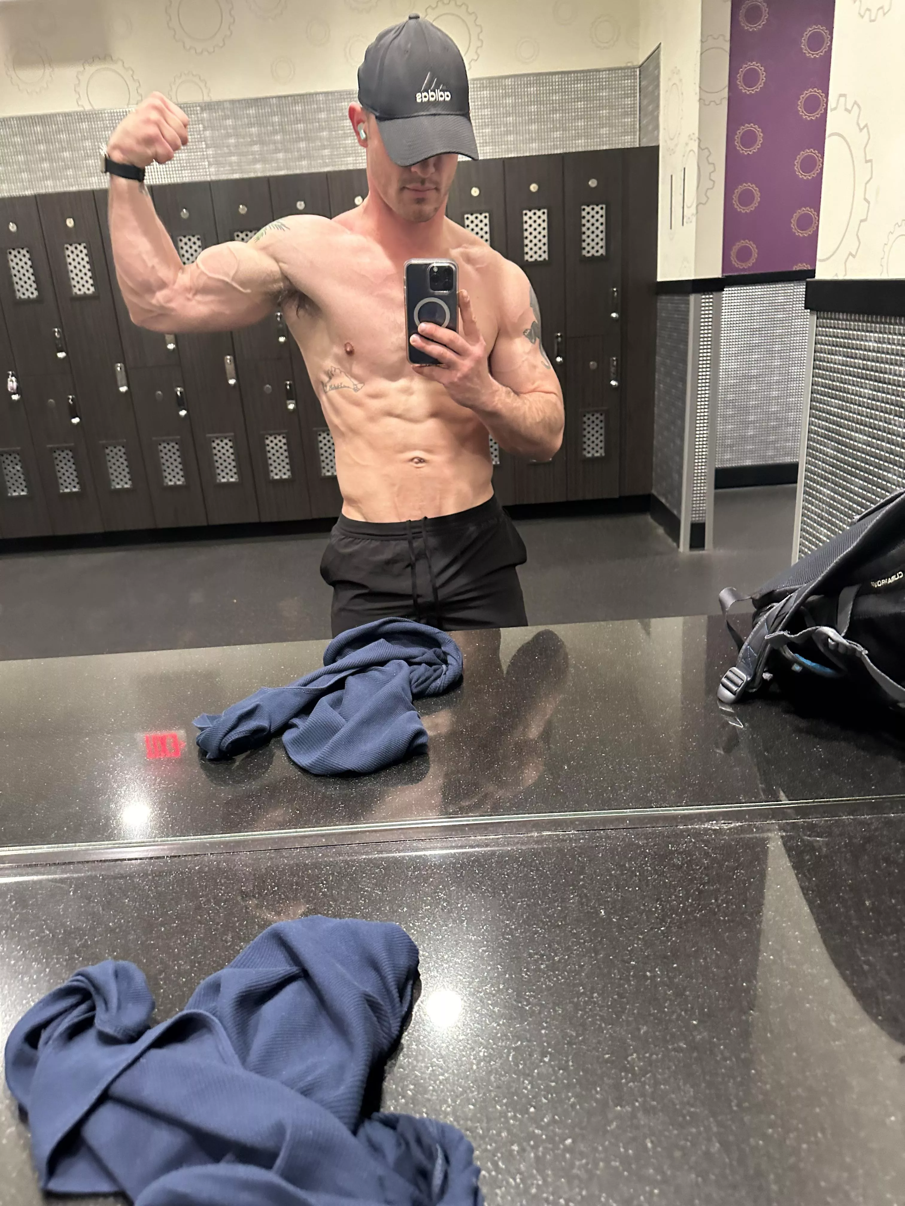 Little gym shorts bulge  posted by littlenicky420