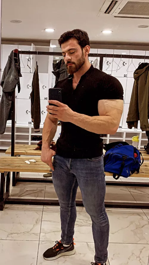 Locker room by LastgenKeemstar