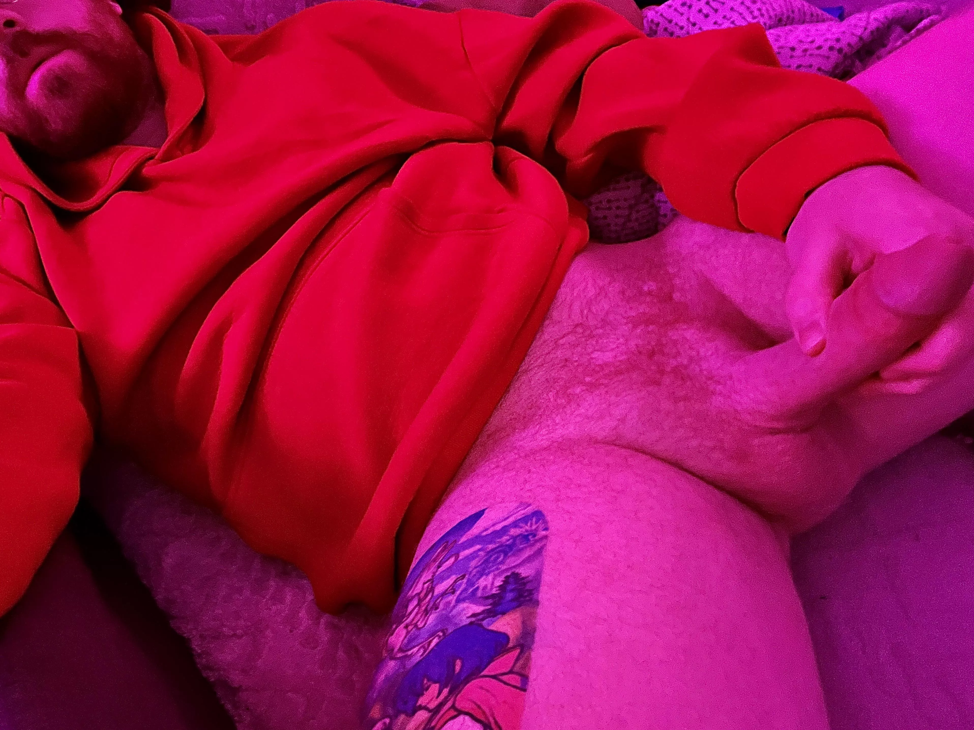 Lowkey in the mood for a kinky yet cozy cuddle fuck posted by papiginge