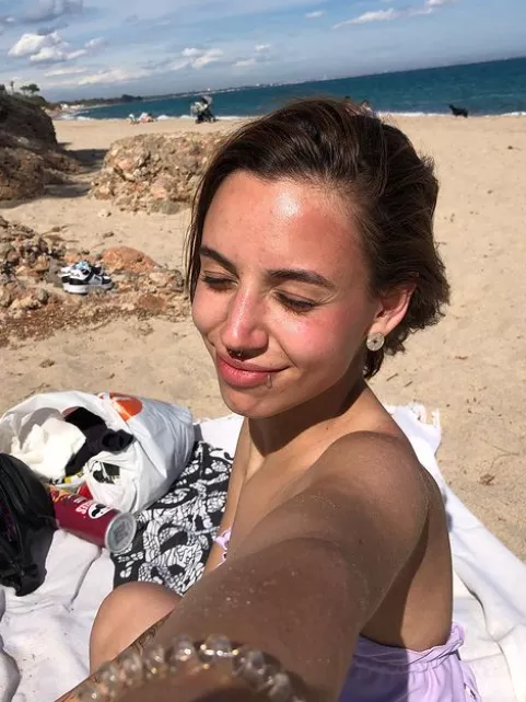 my face was like a shrimp posted by urbestgirlfriend