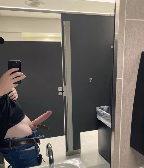 Open wide😋 by sg_works