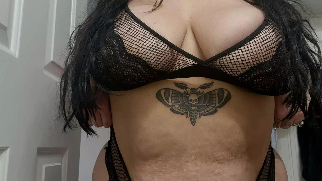 riley 🖤🤍 (@xrileyschembri) [onlyfans] posted by xrileyschembri