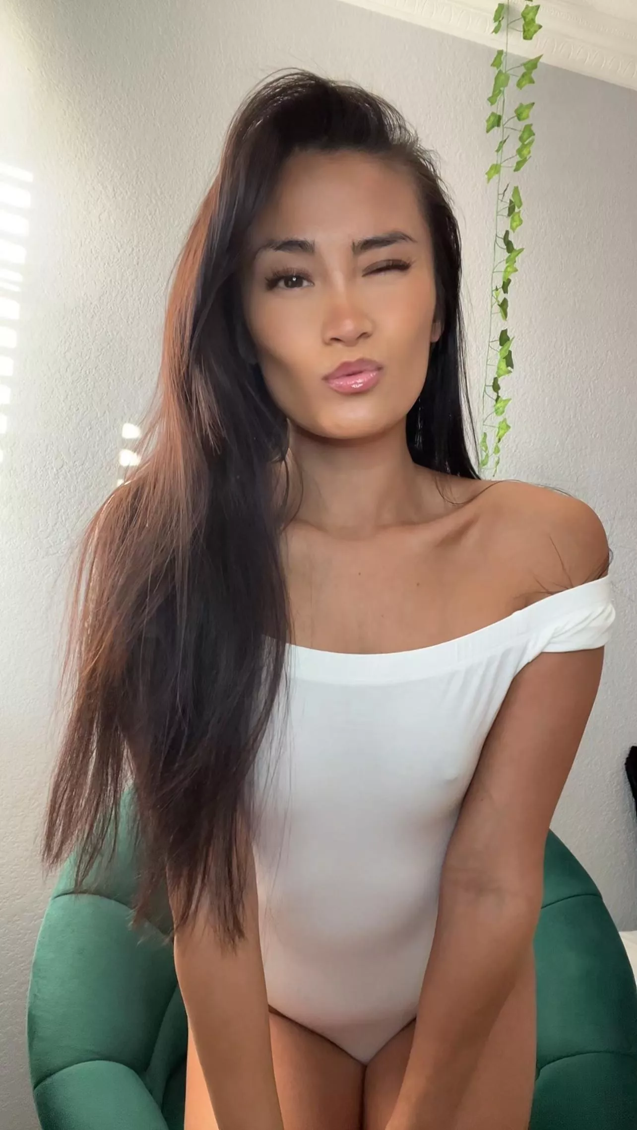 Sunshine(@sunshinesinaxo) posted by sunshinesinaxo