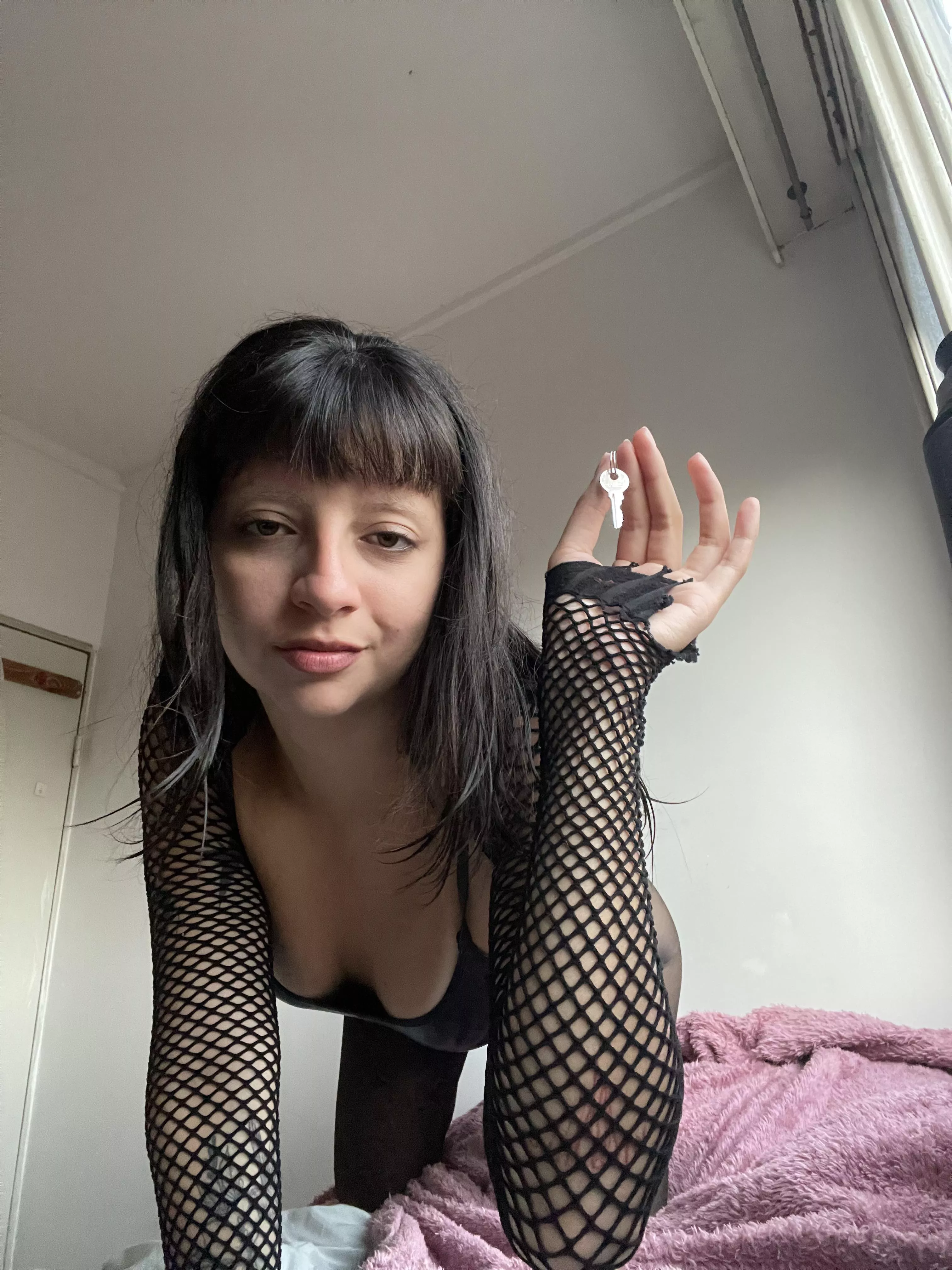 that clitoris just looks good caged, here's your keyholder for good 🤣 posted by venusazoraa