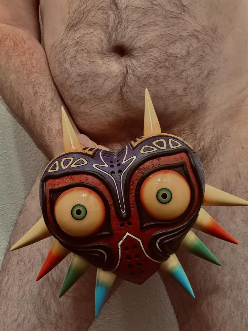 What’s behind the mask? posted by hfastxxvv