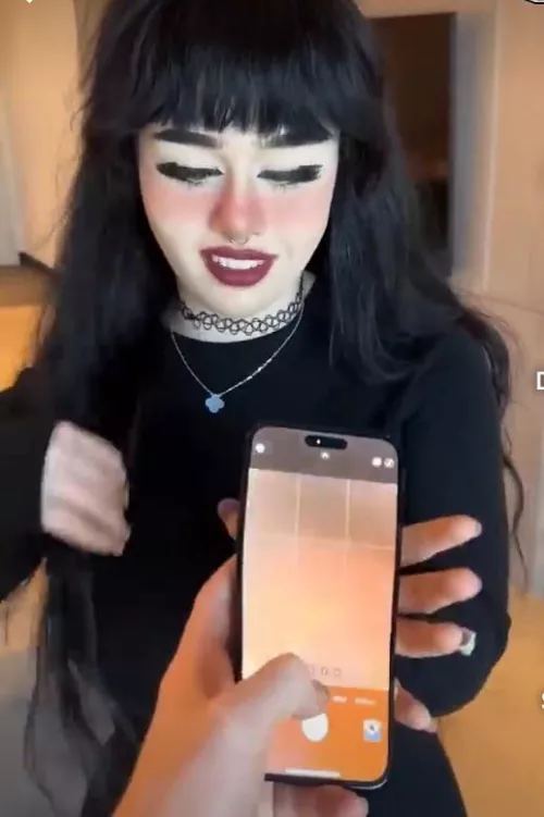 Who? by OxyAtTheLocalCarWash