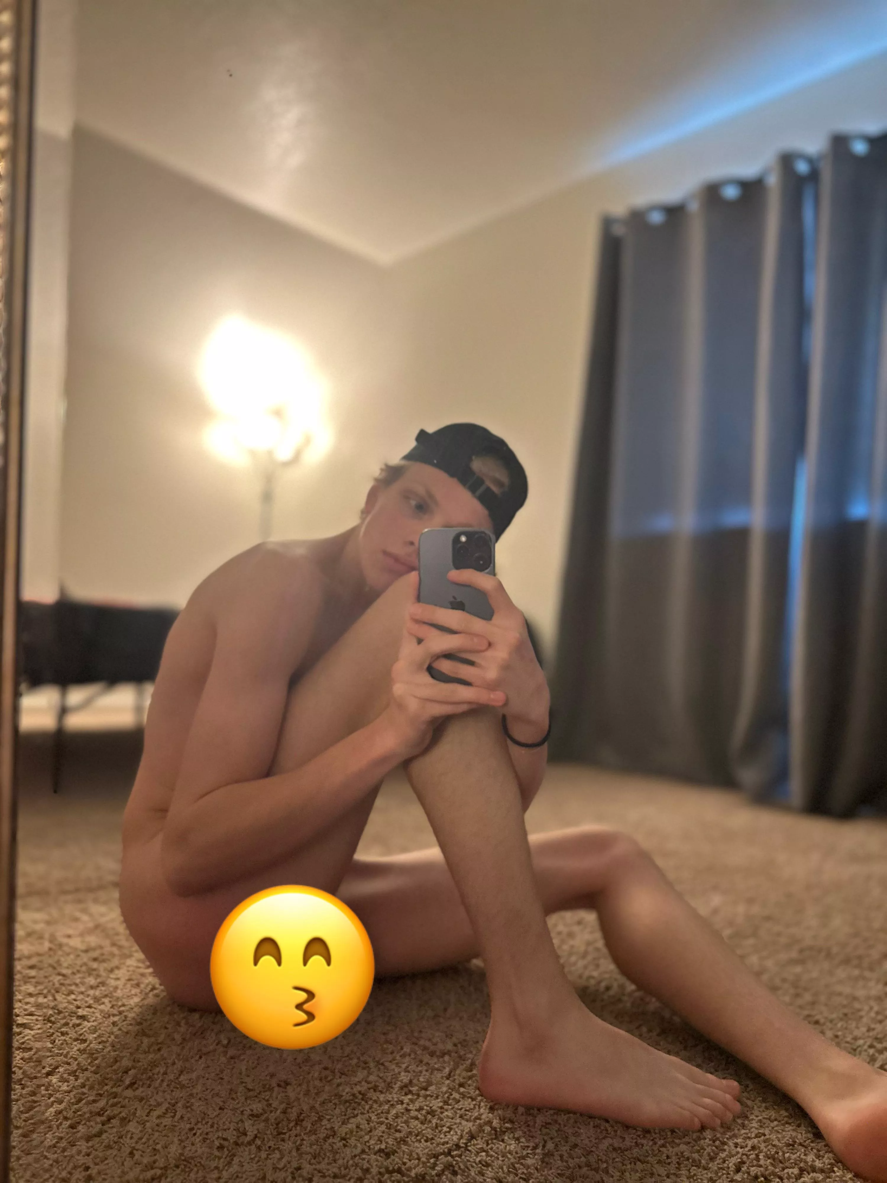 [18] i wish i wasn’t alone rn.. posted by blondeandhorned