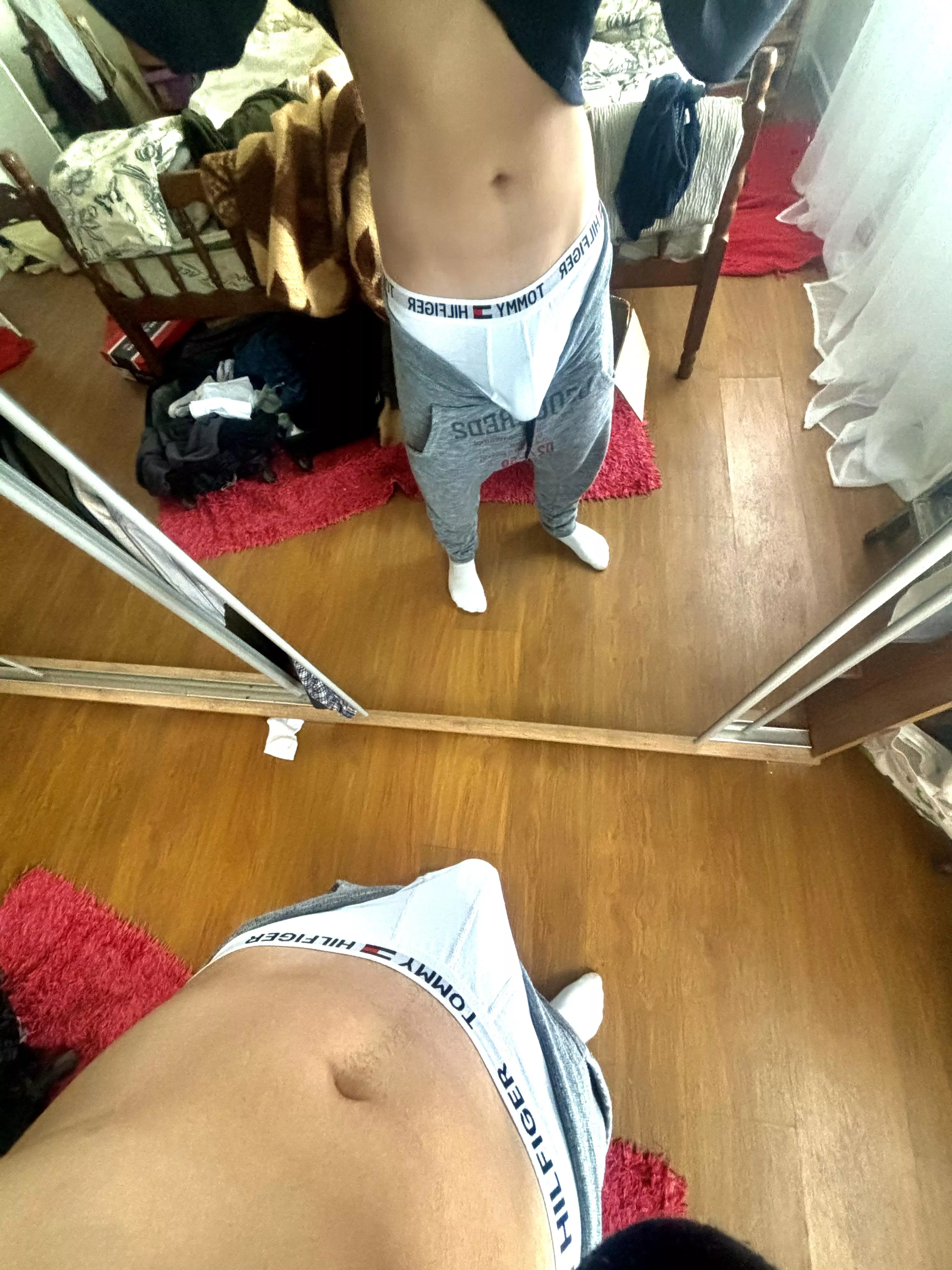 18 would u get on ur knees?  posted by SnooDogs4293