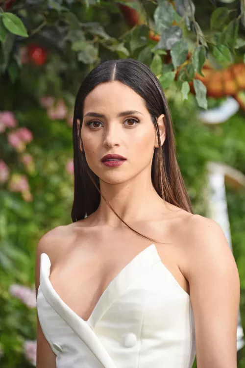 Adria Arjona by Iissomeoneelse