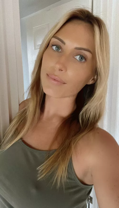 Classy on the outside, naughty af on the inside 😈 by hunnybabelia