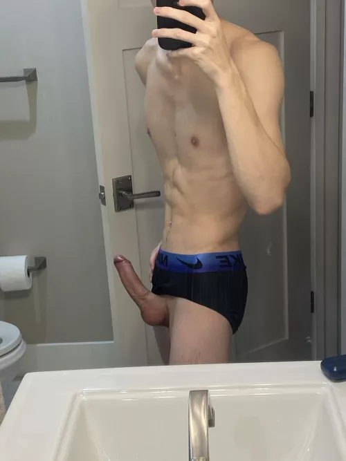 Couldn’t fit in my briefs by SkinnyWill2003