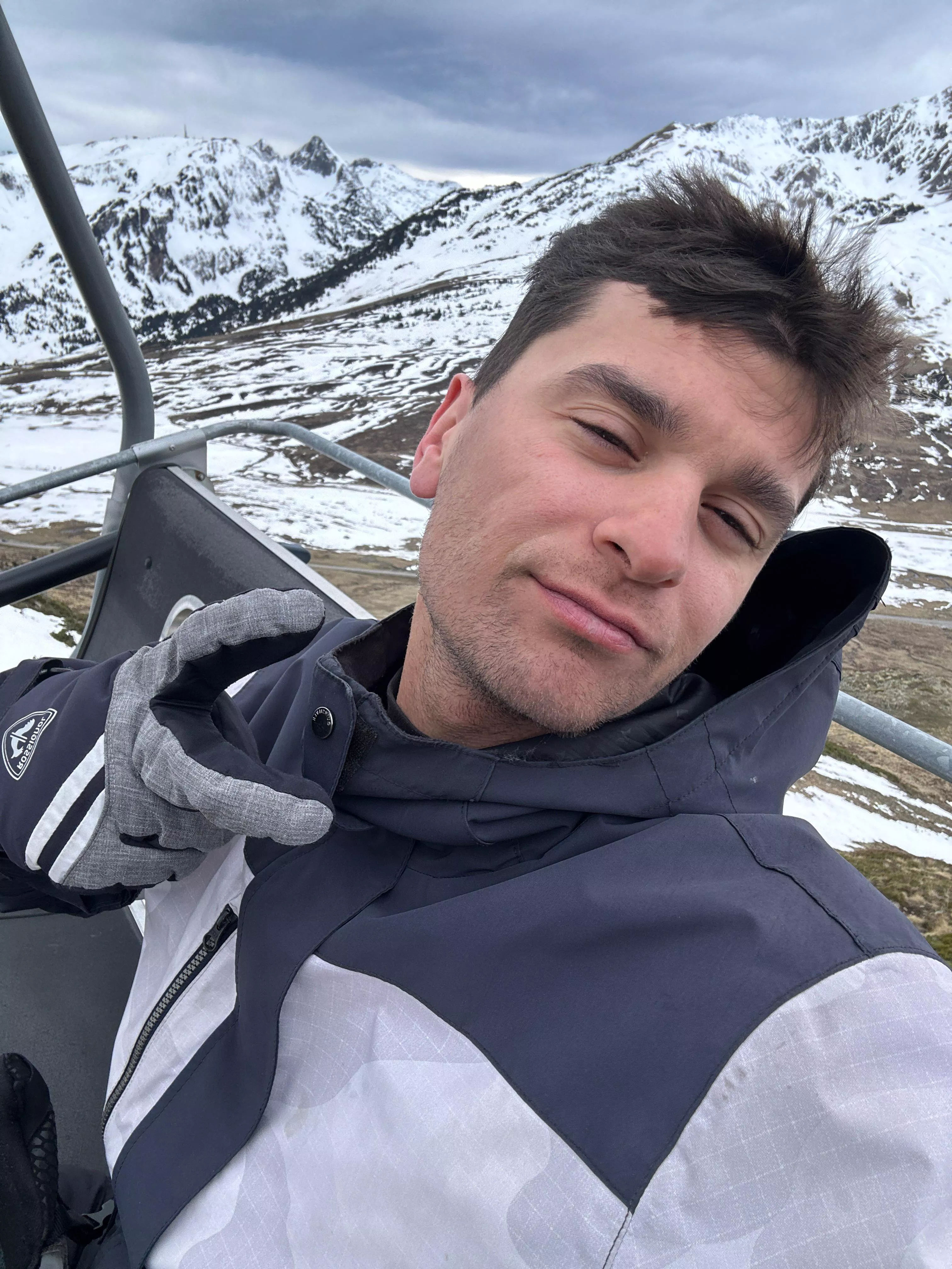 dreaming dreaming in nature🫶🏼 posted by realisiwak