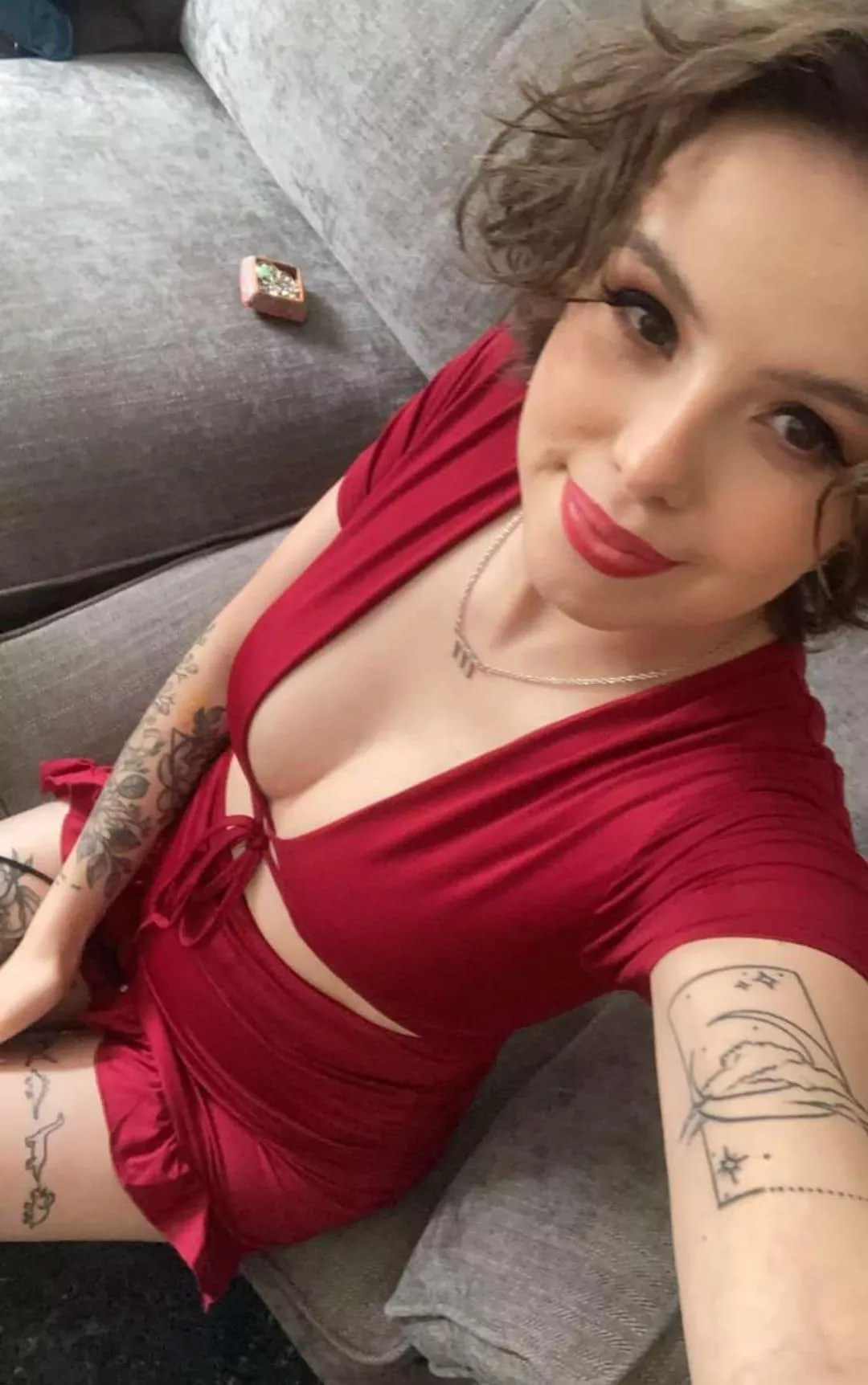 F 26. My boyfriends friends loved this dress posted by Local-Set2458