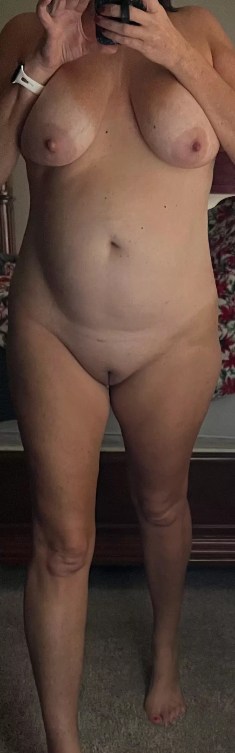 [F]41 5’5 141 posted by EmmaSweet2024