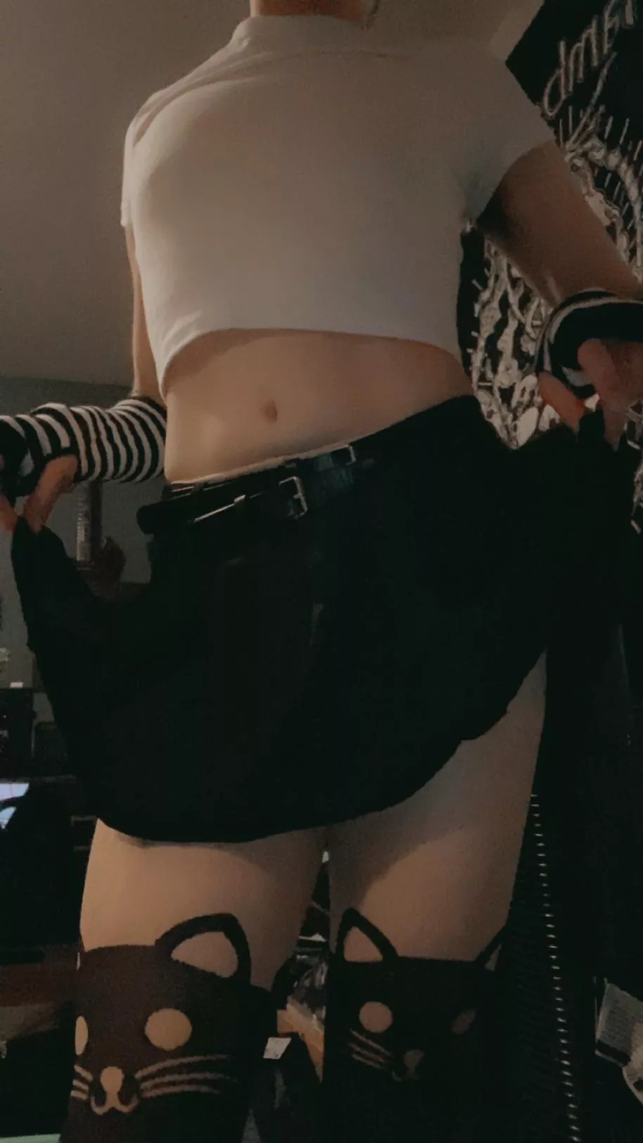 Felling cute :3 posted by Clay_09