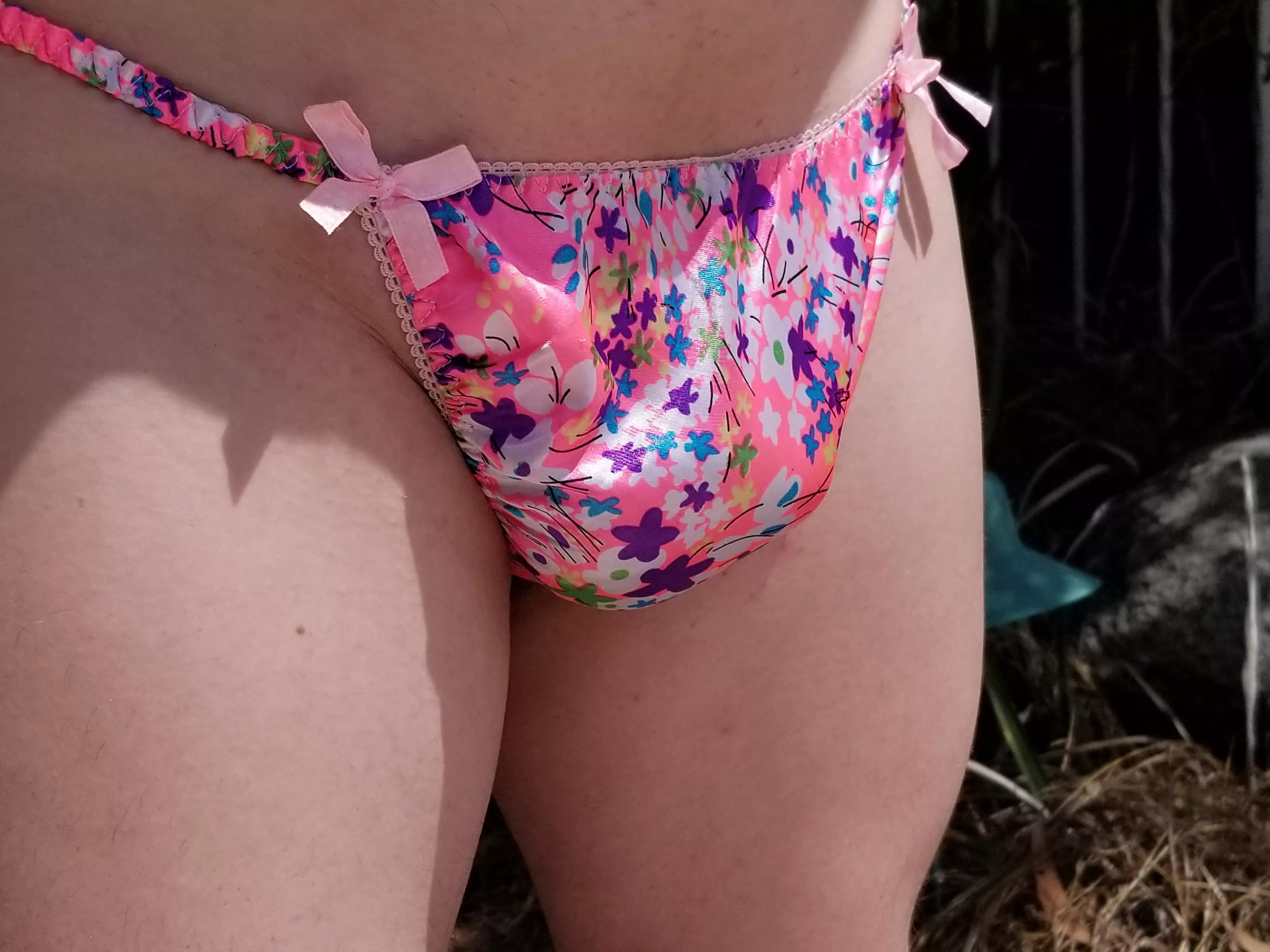 First post here. I love satin. posted by Sissy_Simba