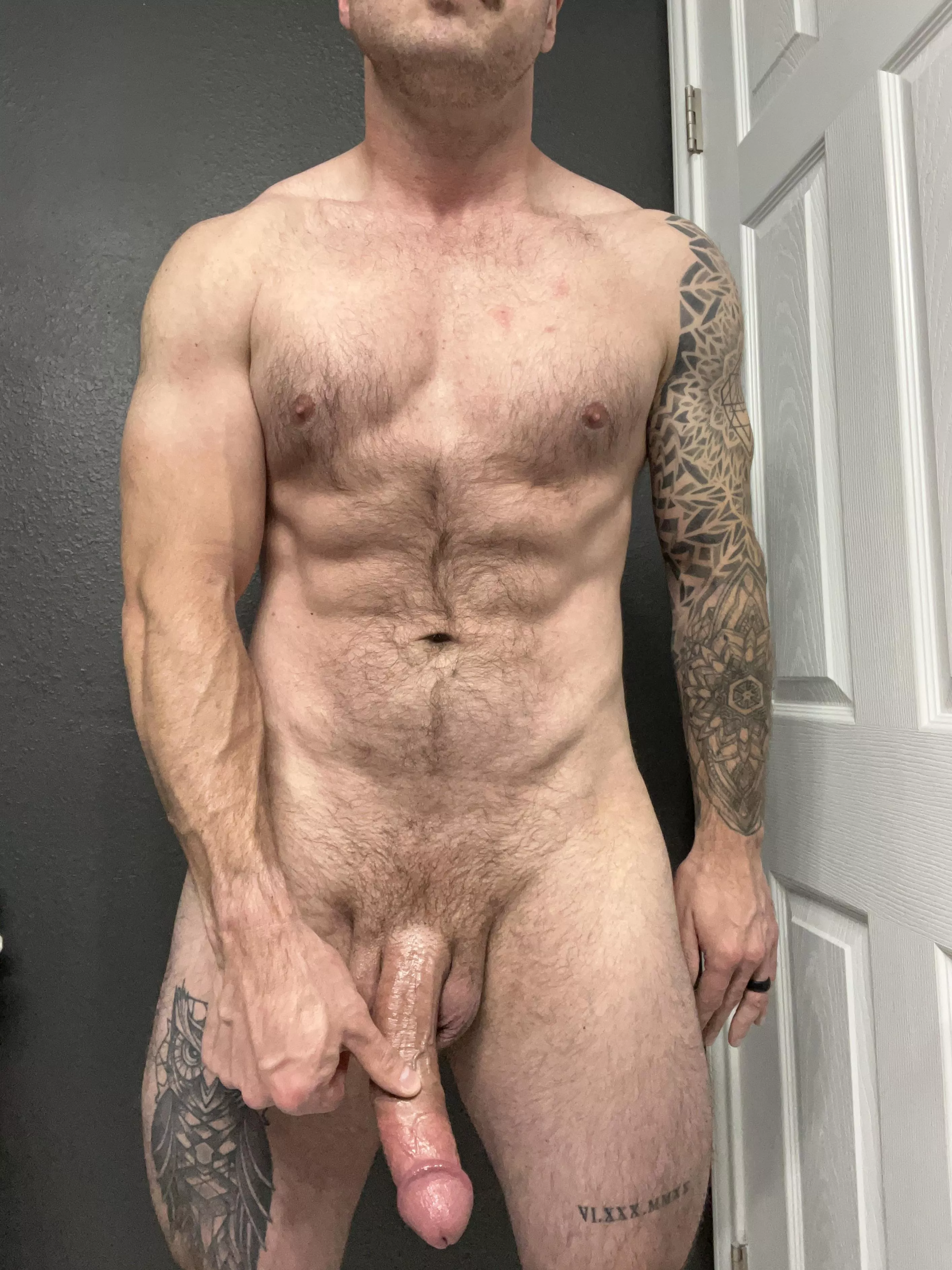Happy Friday 😘 (31) posted by DesertDaddy69