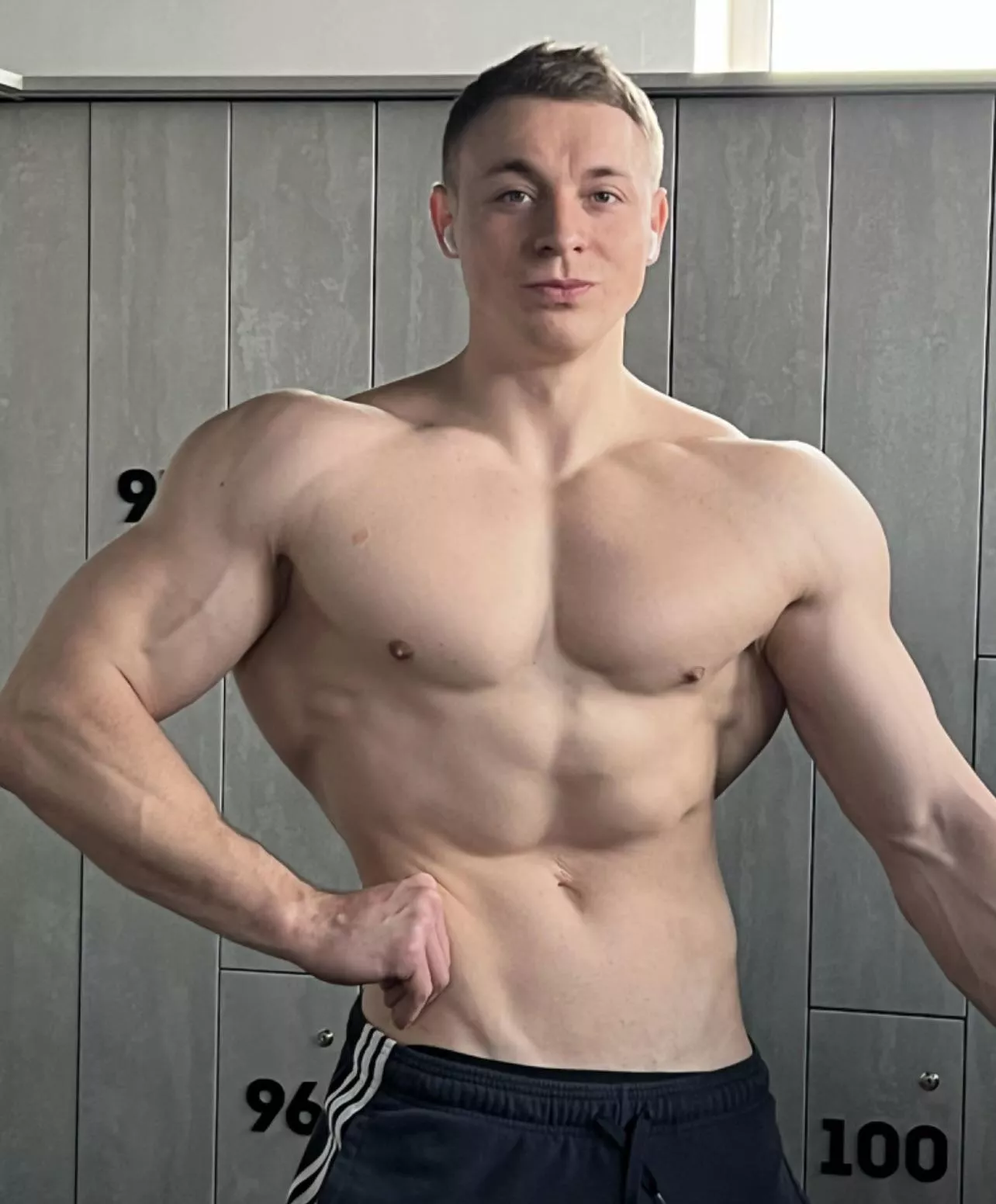 I am new on Reddit. Nice to meet you 😉 posted by W_a_l_t_er