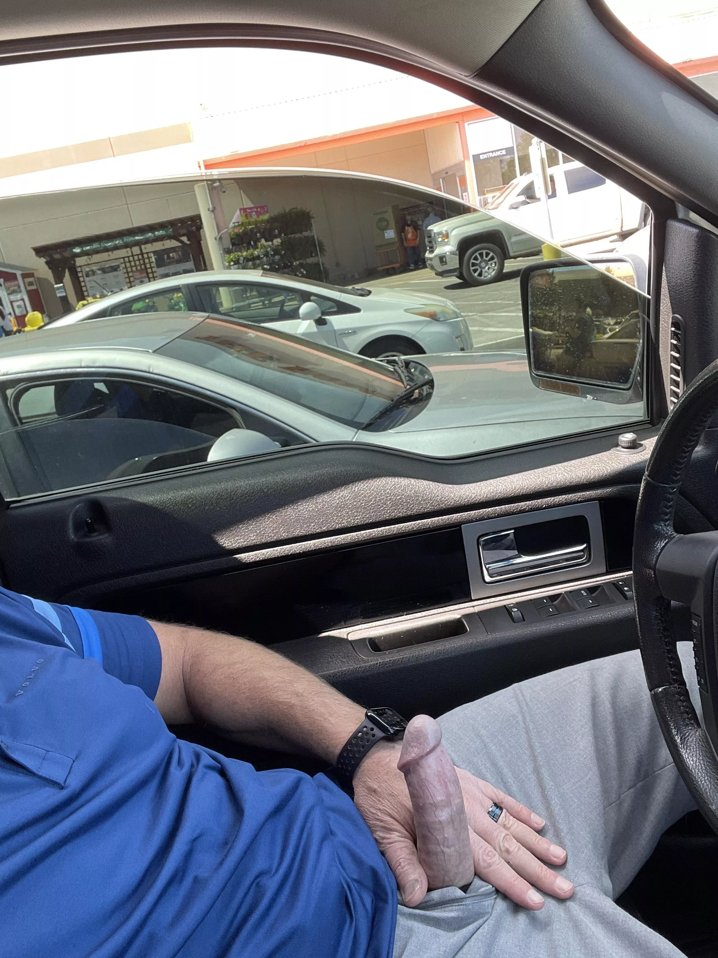 I should have rolled the window all the way down.   posted by Creepy-Razzmatazz-16